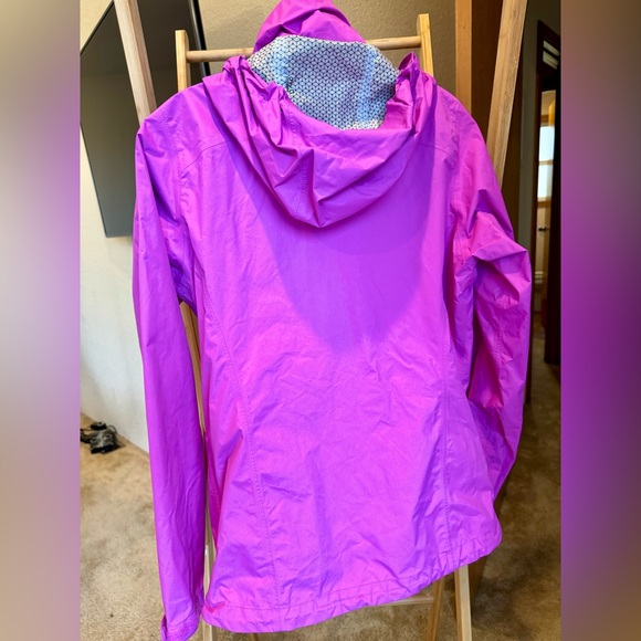 Mountain Hardware Rain Coat - Women’s M - Picture 2 of 10